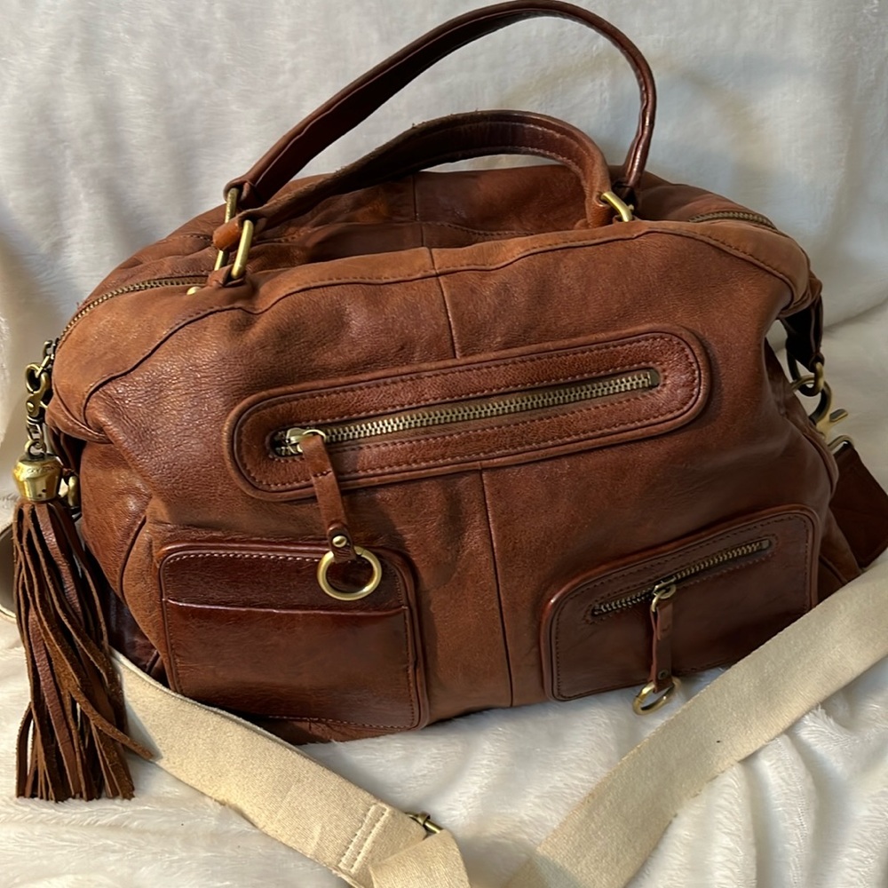 Tarnish Genuine Leather Crossbody/Tote 🔥